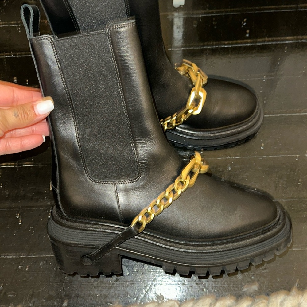 Sandro Black Chain Boots Ankle Leather - Picture 4 of 5